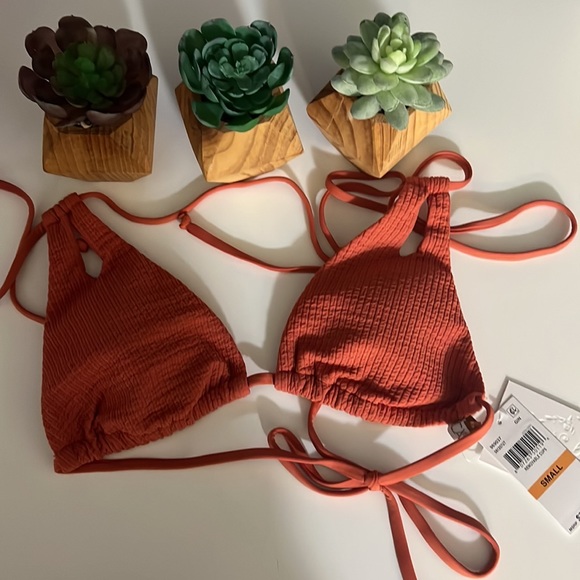 Becca Bikini Top 🧡🧡 - Picture 4 of 9